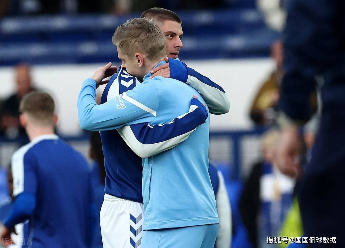 曼城今晚比赛大名单