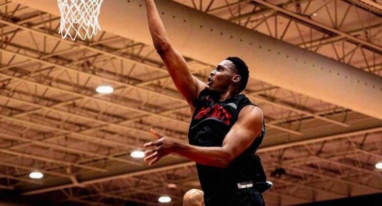 火箭球员比赛失误