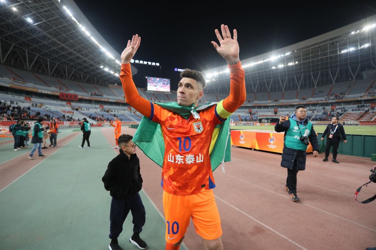 开云-中场哨声是哪首歌的歌